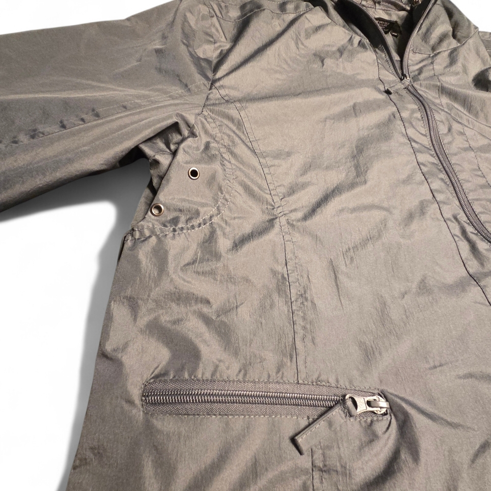 Women's Stylish Gray Raincoat with Hood - Picture 5 of 6
